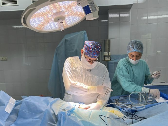 В Находке спасли мотоциклиста с разрывом почки после ДТП