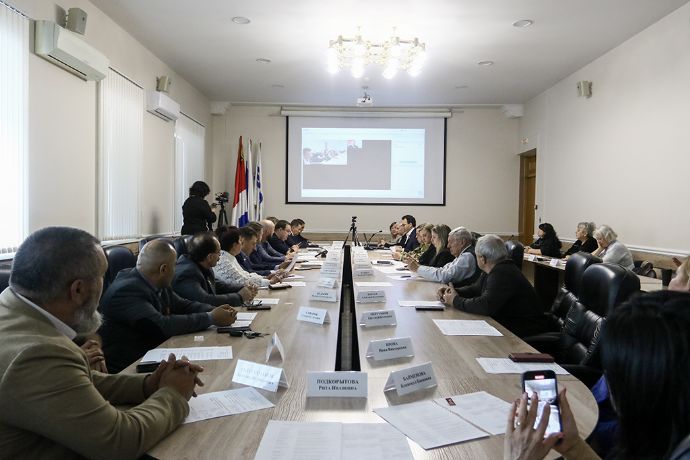 Межнациональные отношения, поддержка участников СВО, установка стелы «Город трудовой доблести»: в общественной палате Находки обсуждают самые актуальные темы