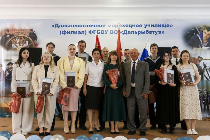 В ДМУ состоялся выпуск молодых специалистов