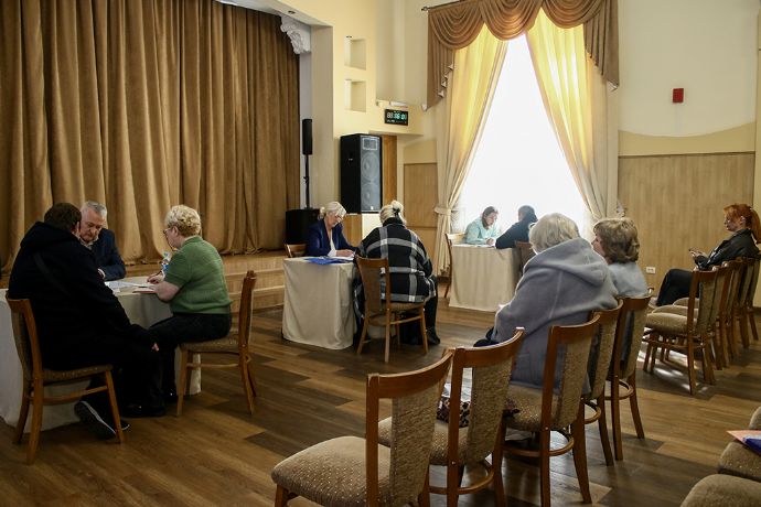 Руководитель приморского филиала фонда «Защитники Отечества» провела приём бойцов ...