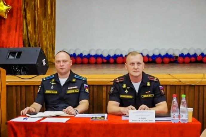 Военный прокурор 75 военной прокуратуры гарнизона провел встречу с коллективом ...